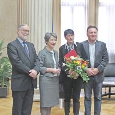 Verleihung der Professur an Fr. Gabi Rothbacher